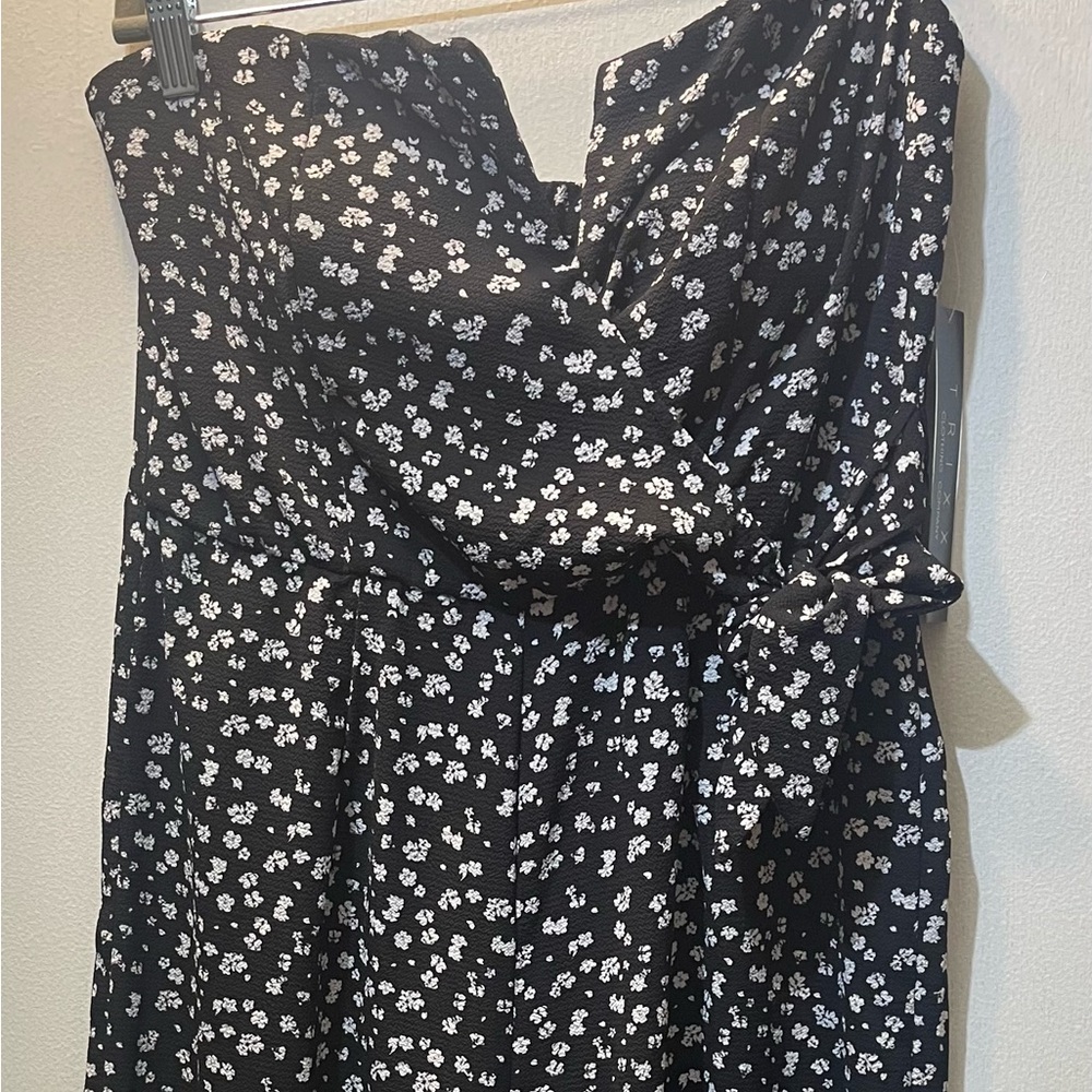 *NWT* Trixxi Dressy Jumper Romper Woman’s Size Large - Picture 2 of 10